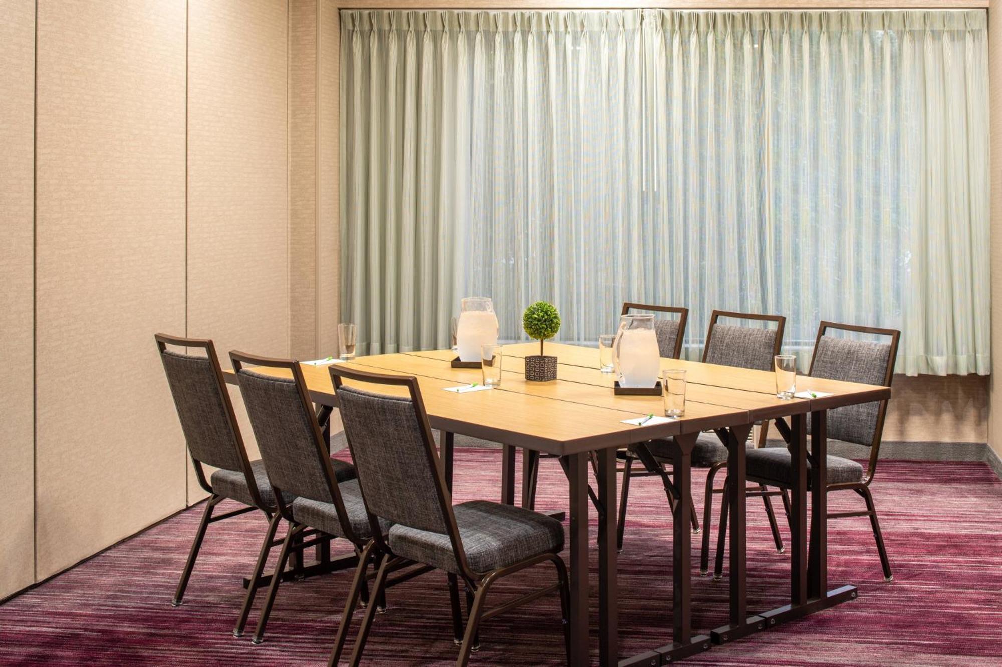 Courtyard By Marriott Portland Airport Hotel Luaran gambar