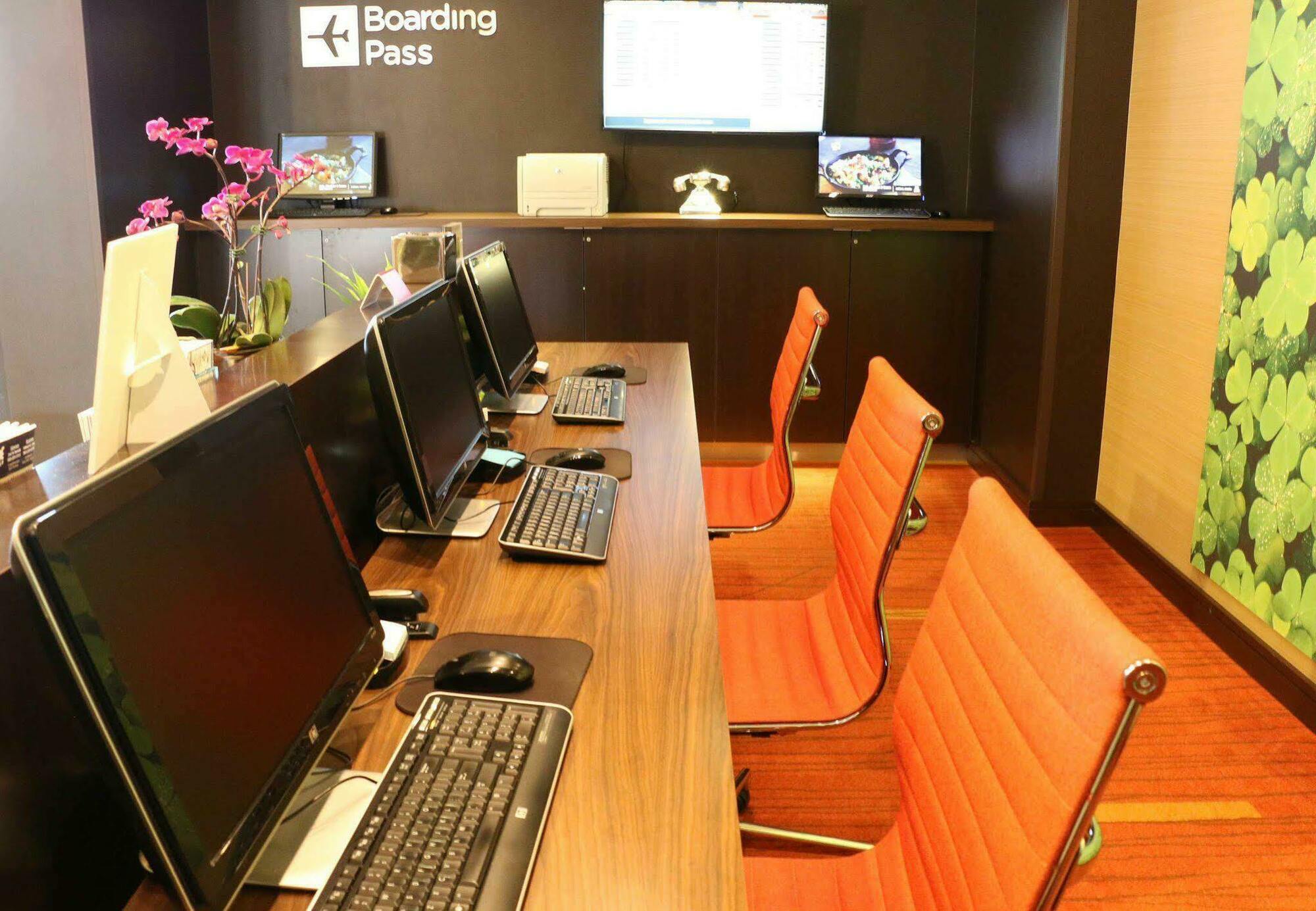Courtyard By Marriott Portland Airport Hotel Luaran gambar